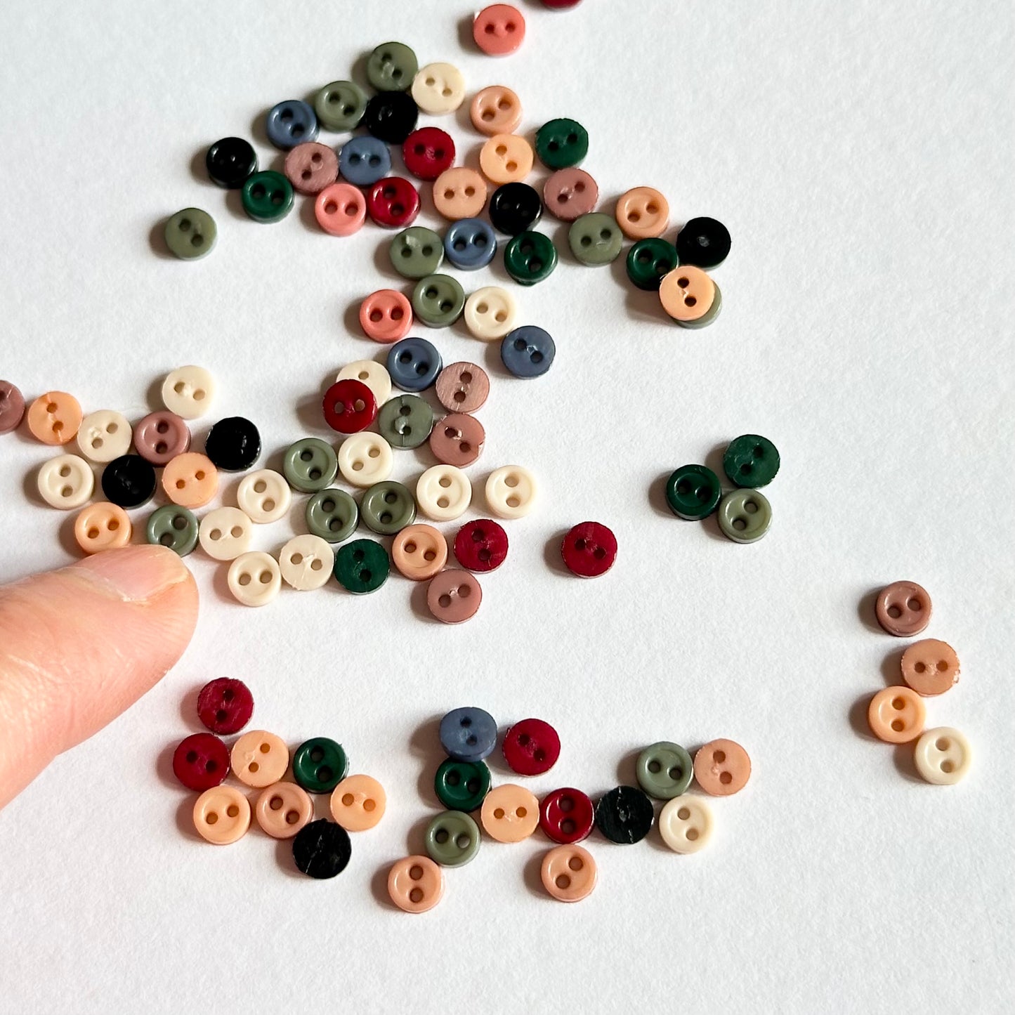 Mini buttons 4mm tiny buttons neutral