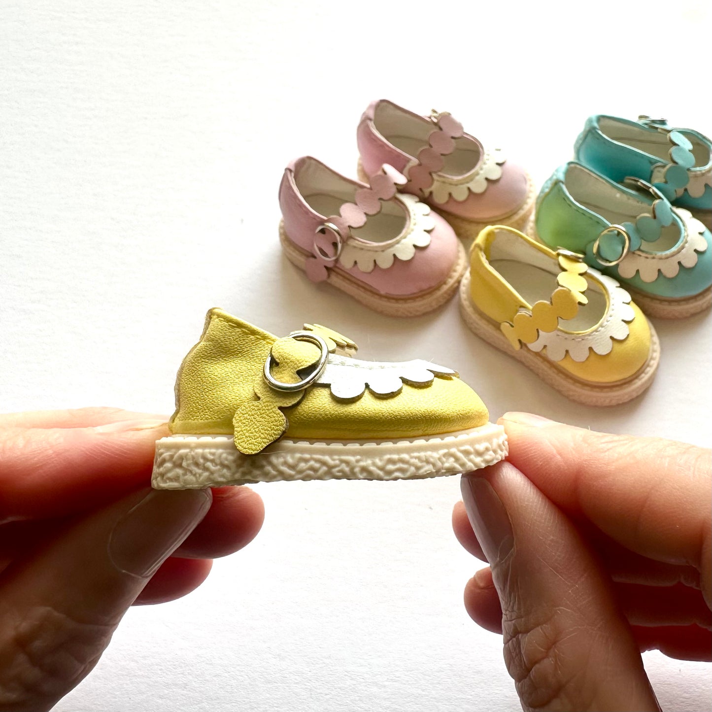 Tiny leather doll buckle shoes princess vintage
