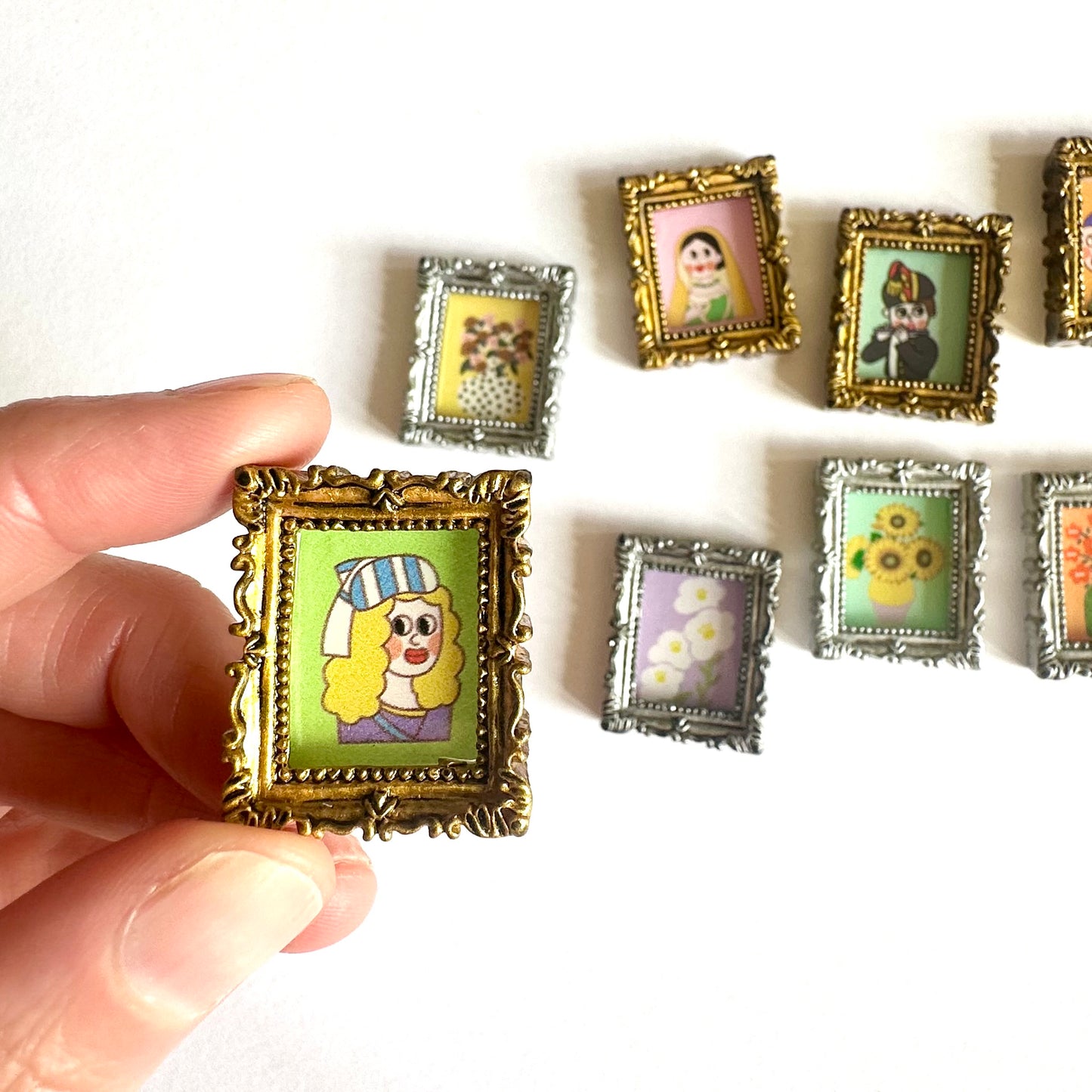 Dollhouse decor tiny framed wall art 1/12