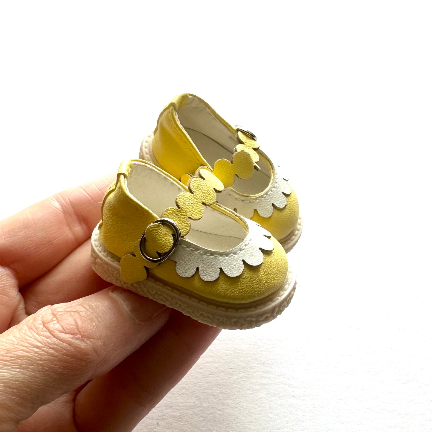 Tiny leather doll buckle shoes princess vintage