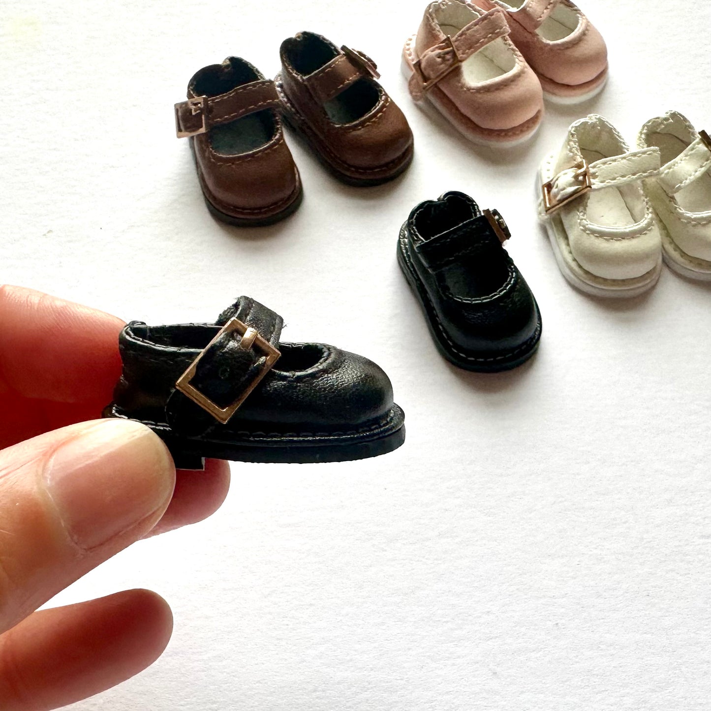 Doll buckle shoes leather Vintage style