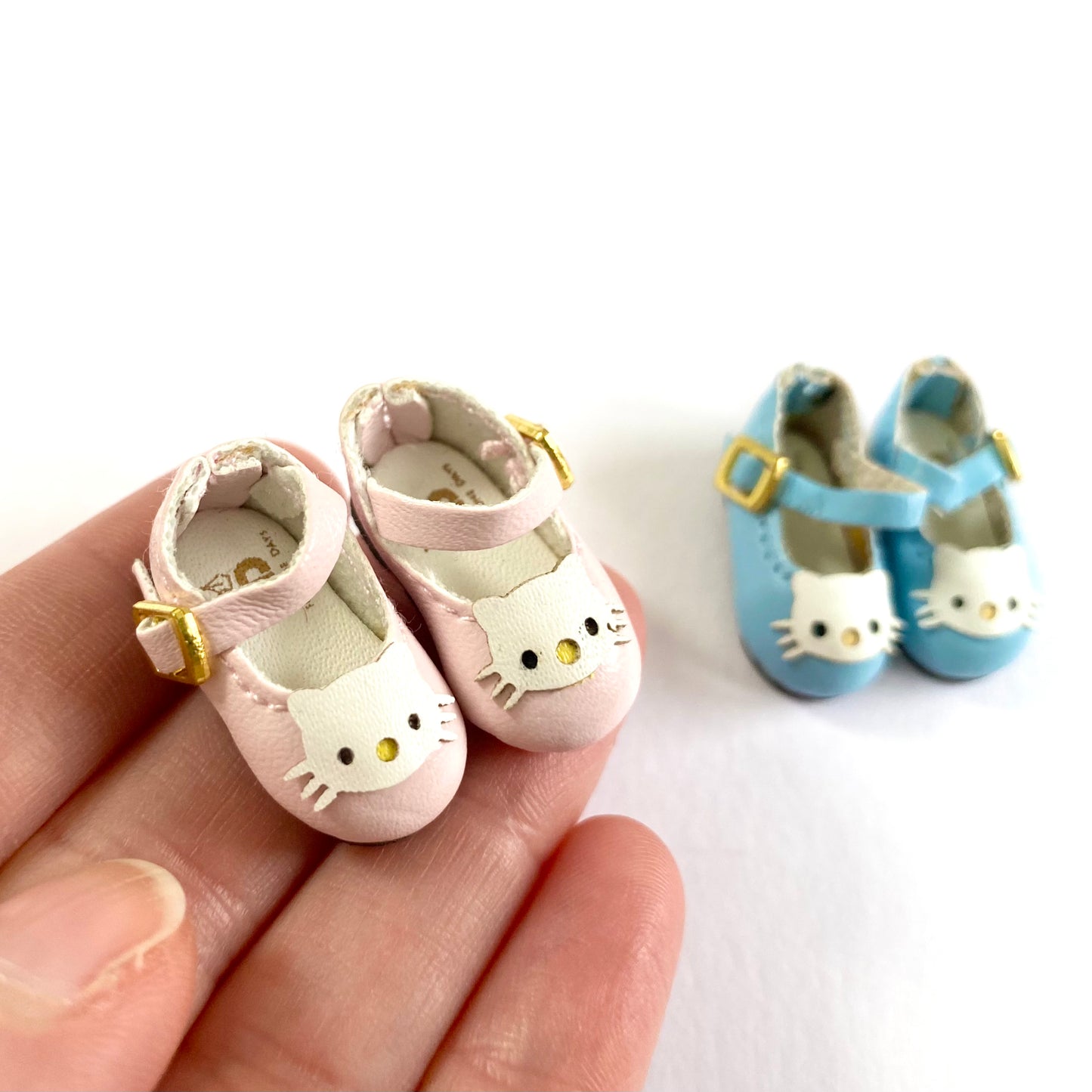 Tiny leather Blythe doll shoes Pink Blue Cat Kitty BJD doll shoes Doll buckle shoes - Blacksparrowuk