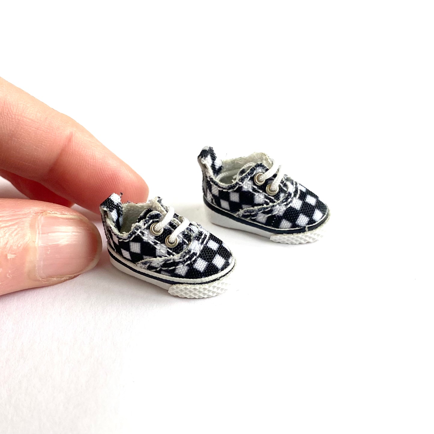 Tiny Doll trainers canvas doll shoes OB11 Vintage doll shoes 1/12 scale doll DOD Mollys Holala Gsc Ymy Nendoroid - Blacksparrowuk
