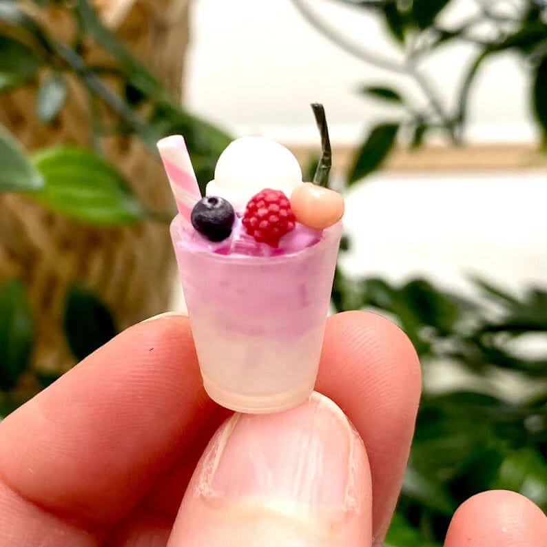 Dollhouse miniature Milkshake Ice cream sundae drink 1/6 Doll kitchen resin food - Blacksparrowuk