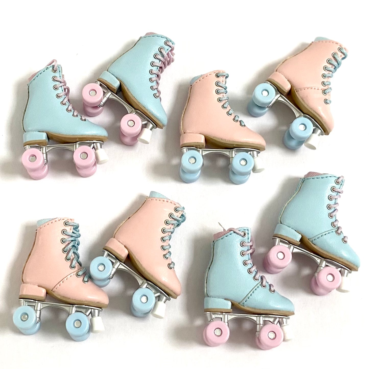 Doll roller skate boots Blythe 1/6 scale Pink leather Obitsu 24 BJD dolls rollerskates - Blacksparrowuk