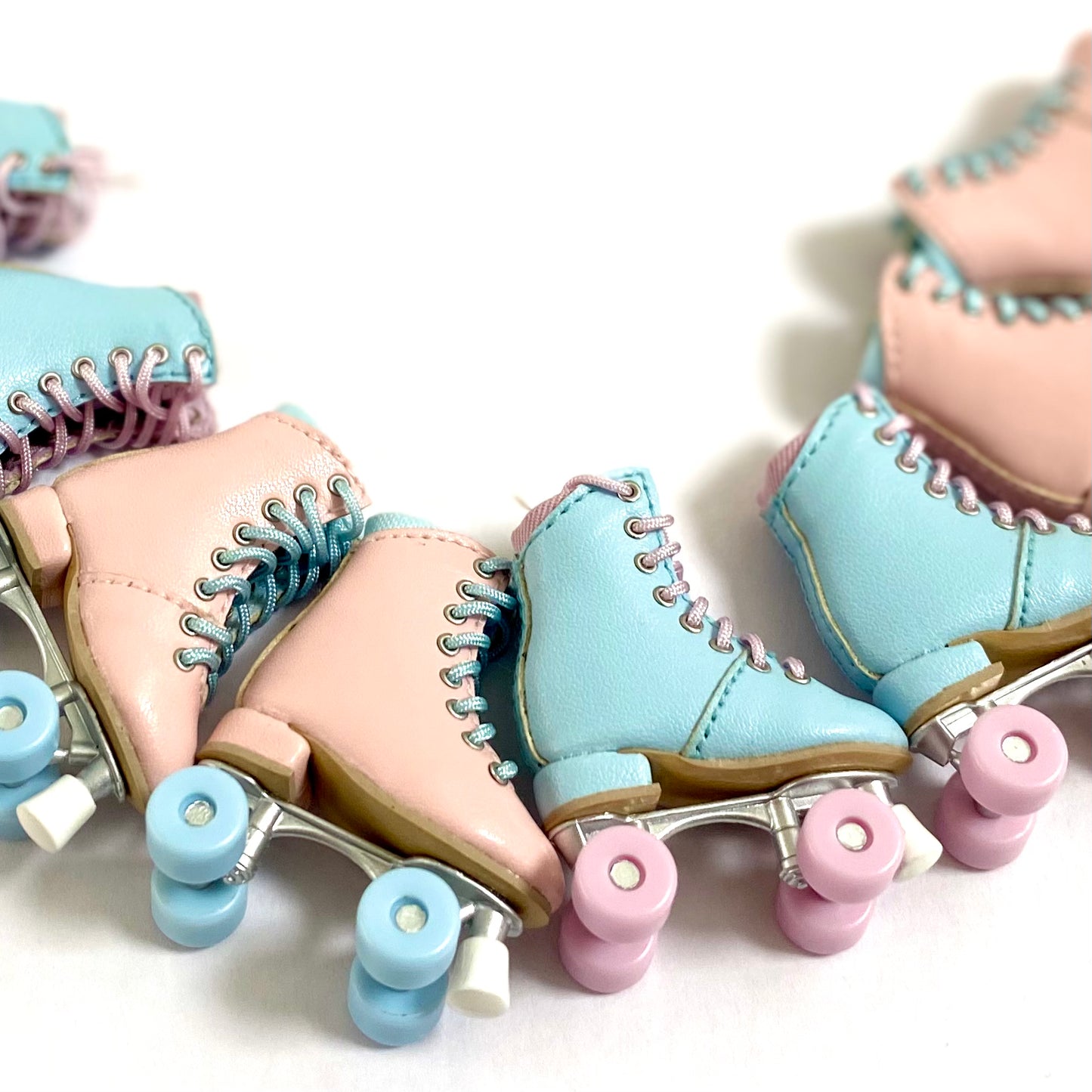 Doll roller skate boots Blythe 1/6 scale Blue leather Obitsu 24 BJD dolls rollerskates - Blacksparrowuk