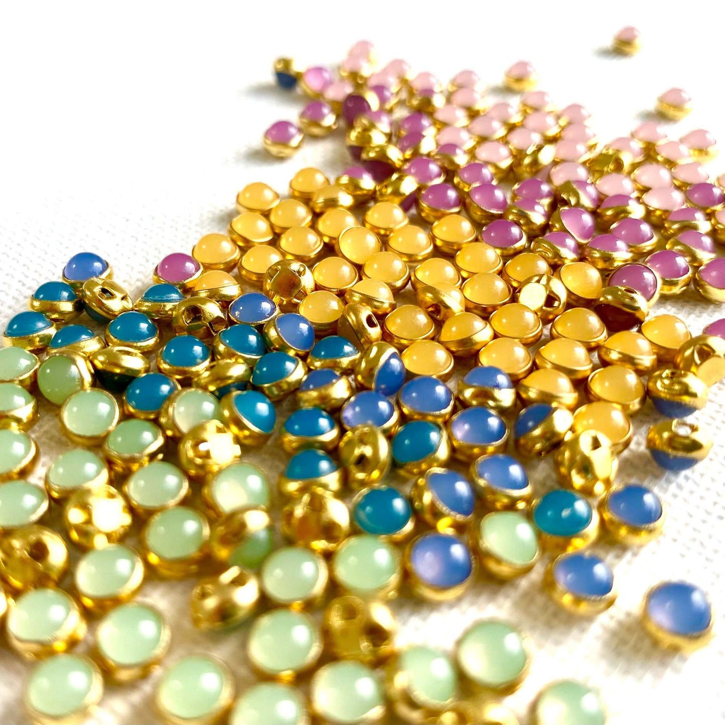 Tiny buttons for Doll clothes Faux pearl 4mm shank buttons - Blacksparrowuk