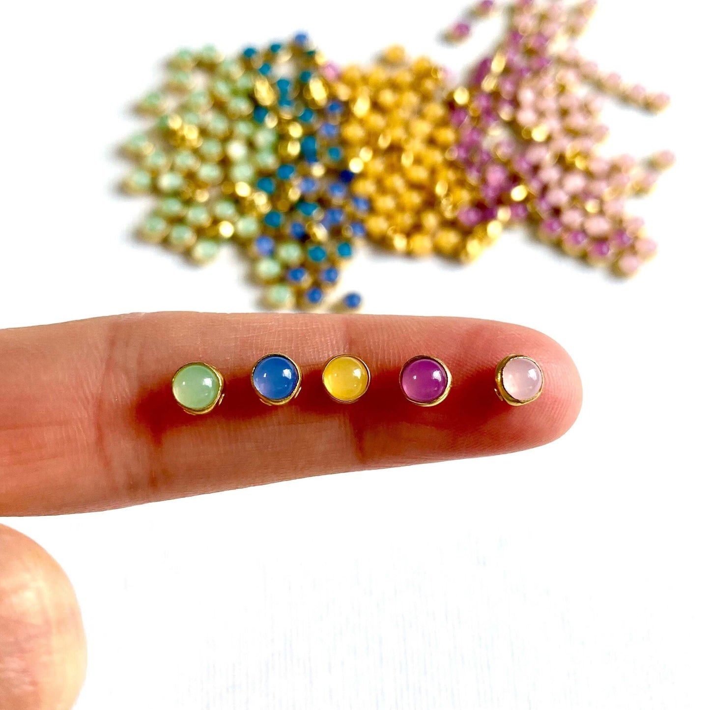 Tiny buttons for Doll clothes Faux pearl 4mm shank buttons - Blacksparrowuk
