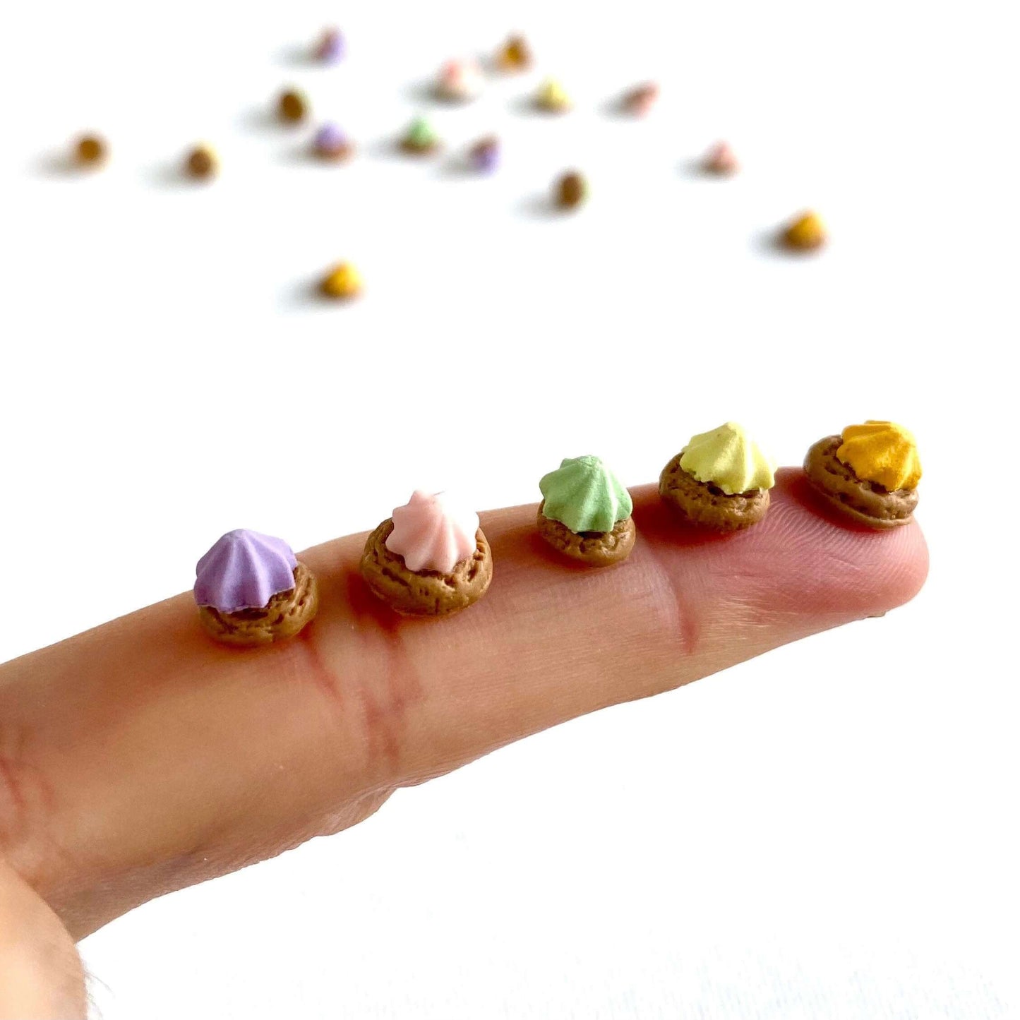 Iced gem biscuits Mini cookies Dollhouse miniatures - Blacksparrowuk