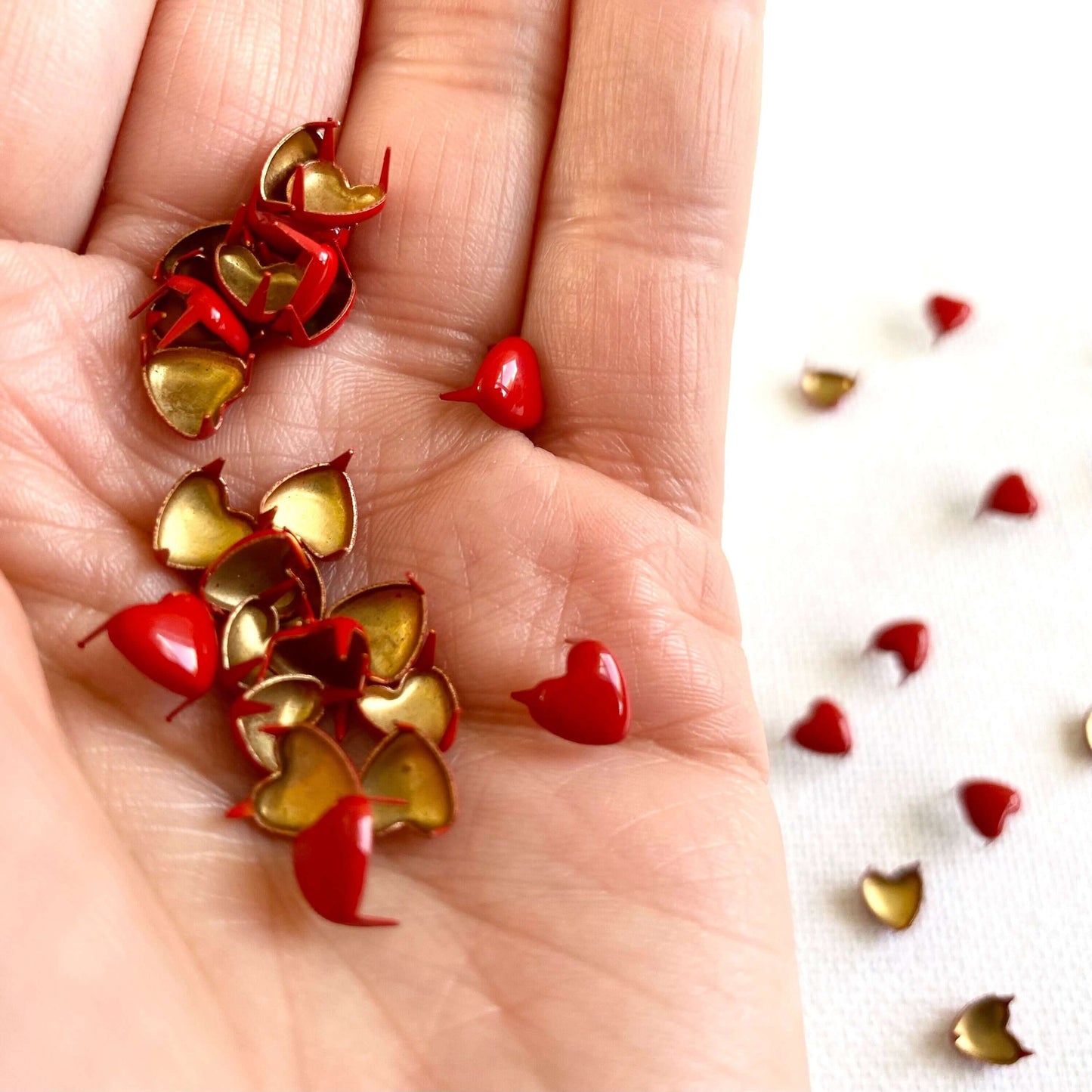 Mini Heart studs 5mm Claw studs Mini Craft Studs - Blacksparrowuk