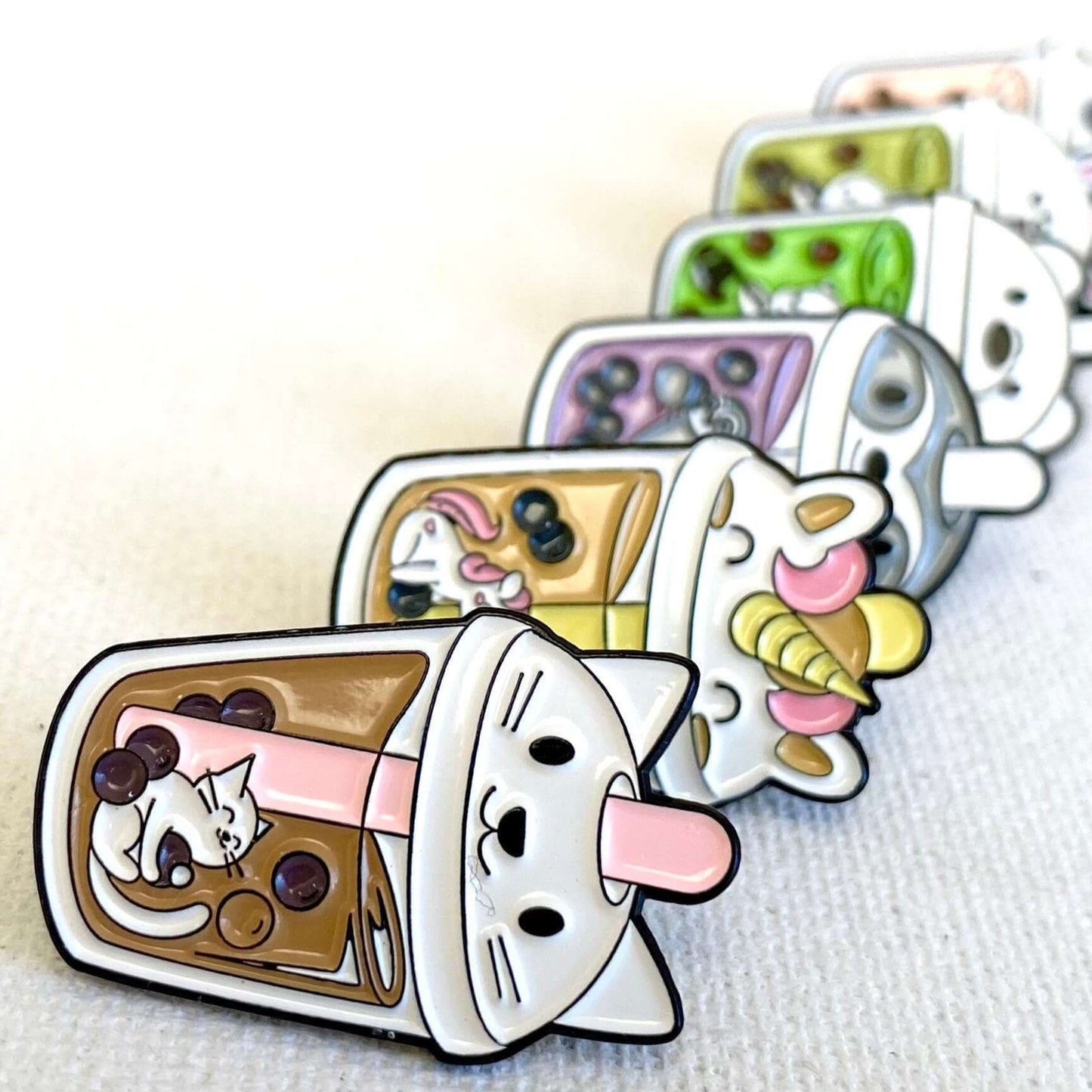 Bubble tea cute Kawaii pin badge Metal Milk tea enamel pin - 6 designs - Blacksparrowuk