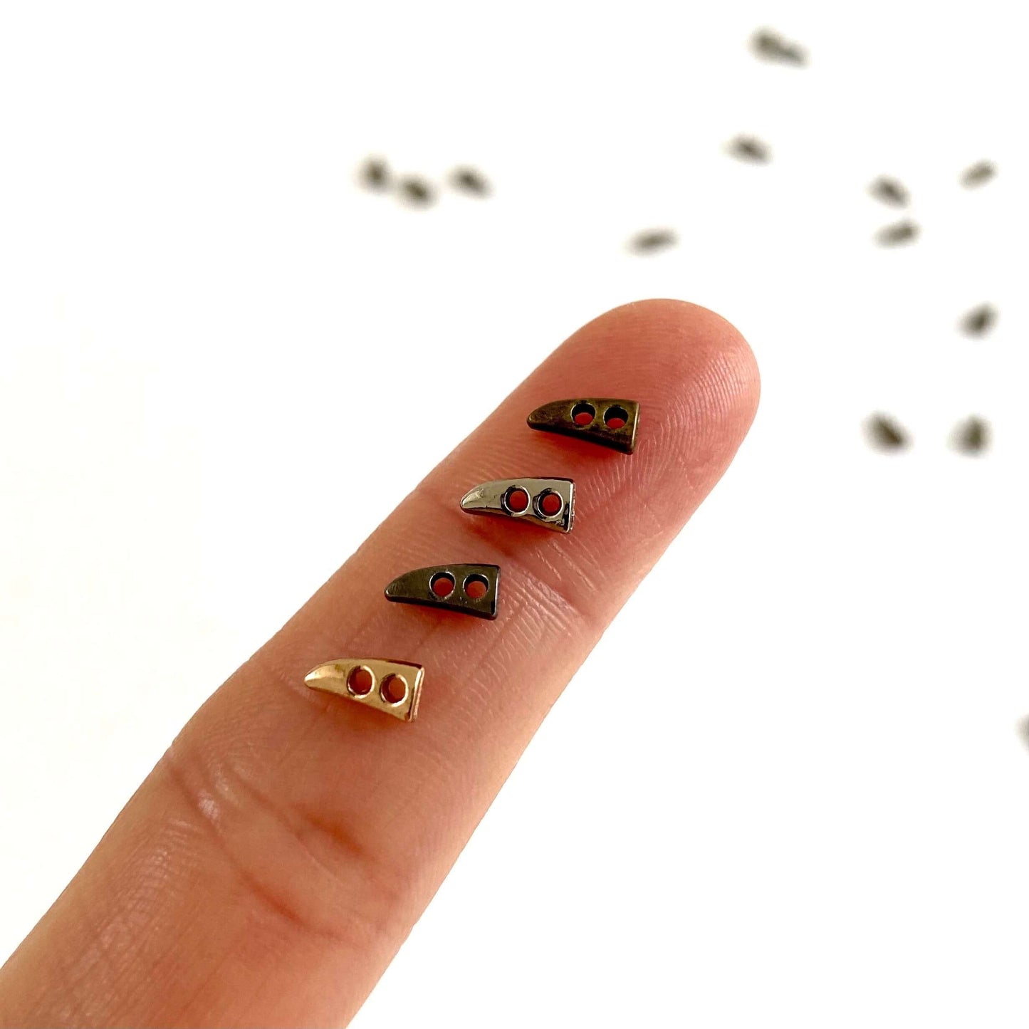 Mini toggle Metal Horn Button tiny button 7mm - Blacksparrowuk