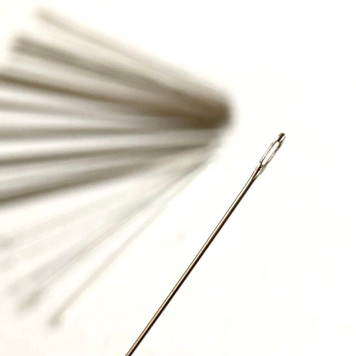 Super skinny sewing Needles 3 pack for sewing 3mm Needle Size 0.45 x 55mm - Blacksparrowuk