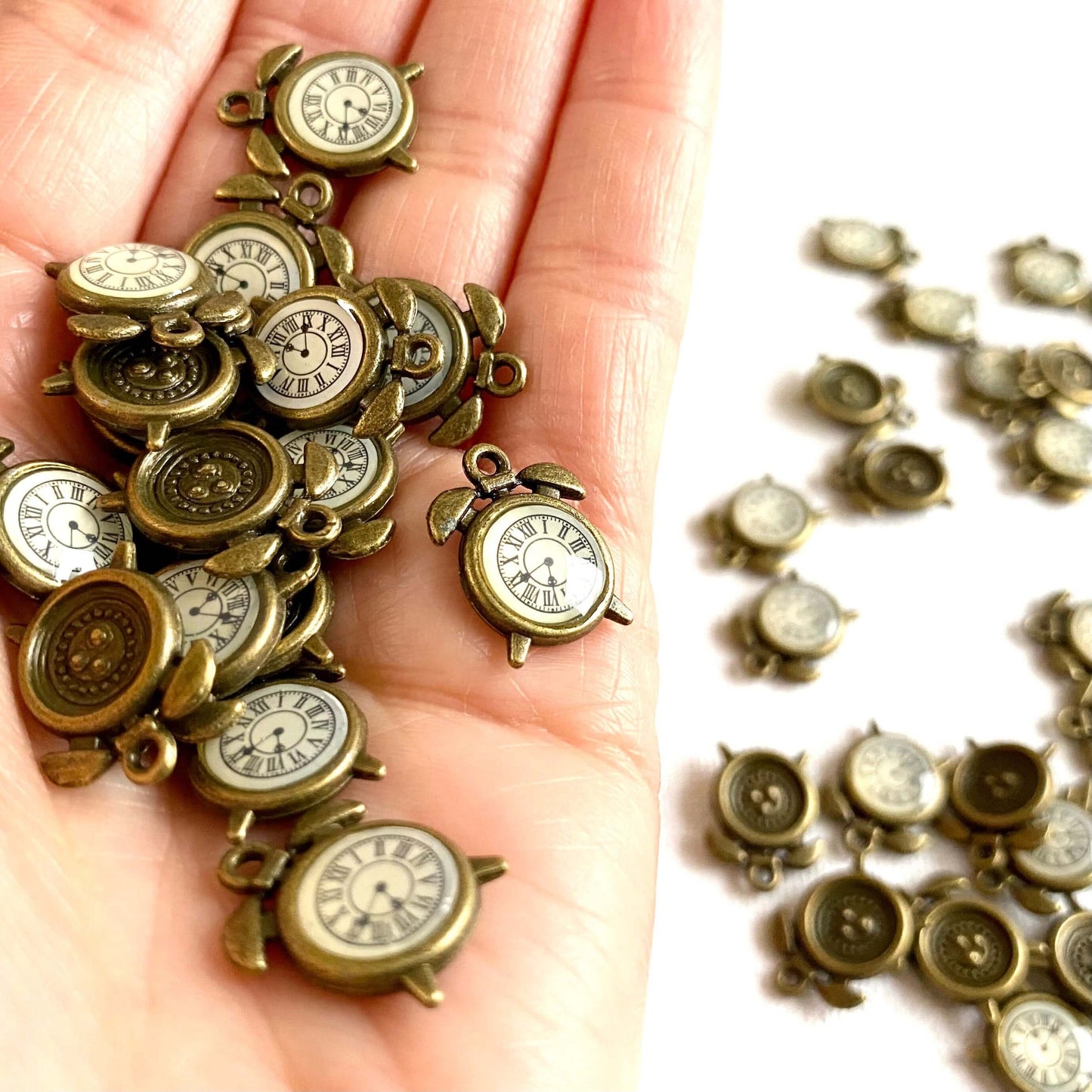 Mini clock charm Vintage Bronze metal Dolls house Tiny clock pendant - Blacksparrowuk