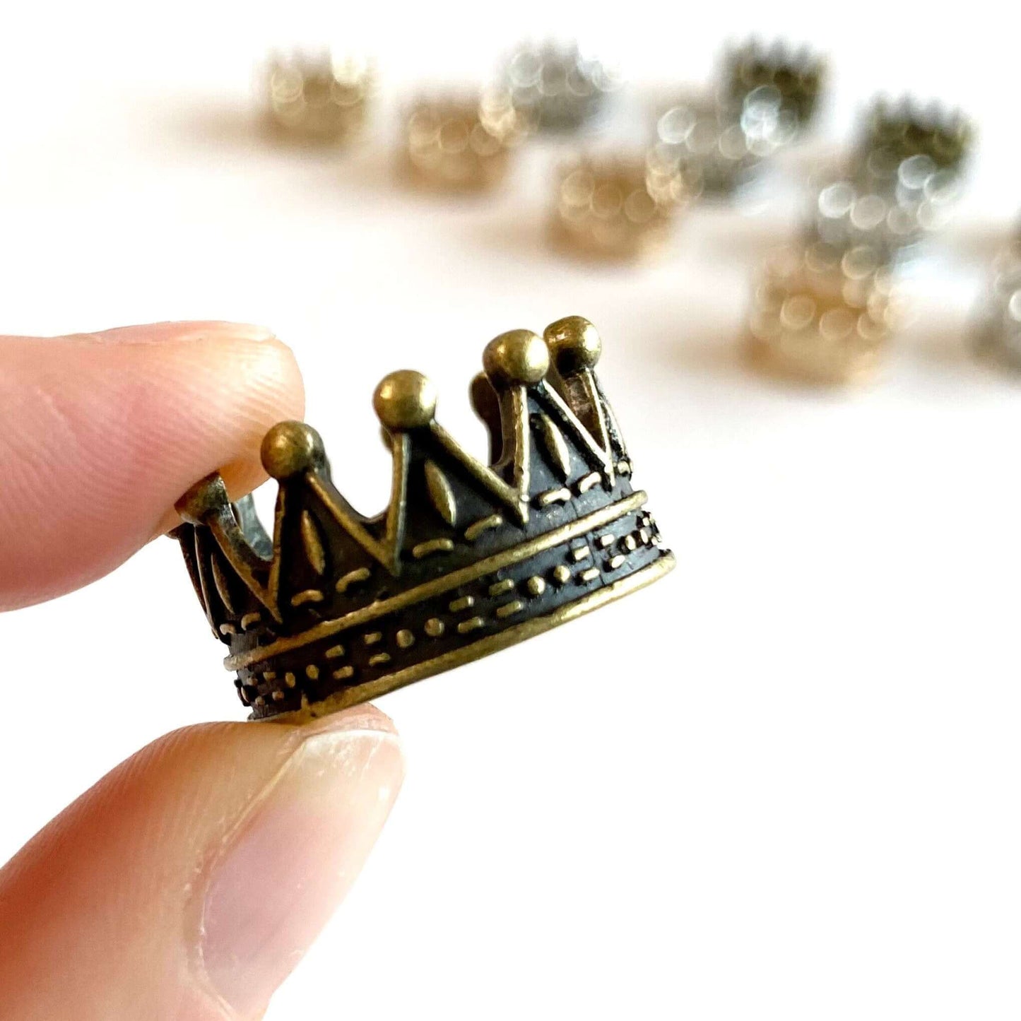 Metal Doll Crown Dollhouse Miniature 1/12 scale - Blacksparrowuk