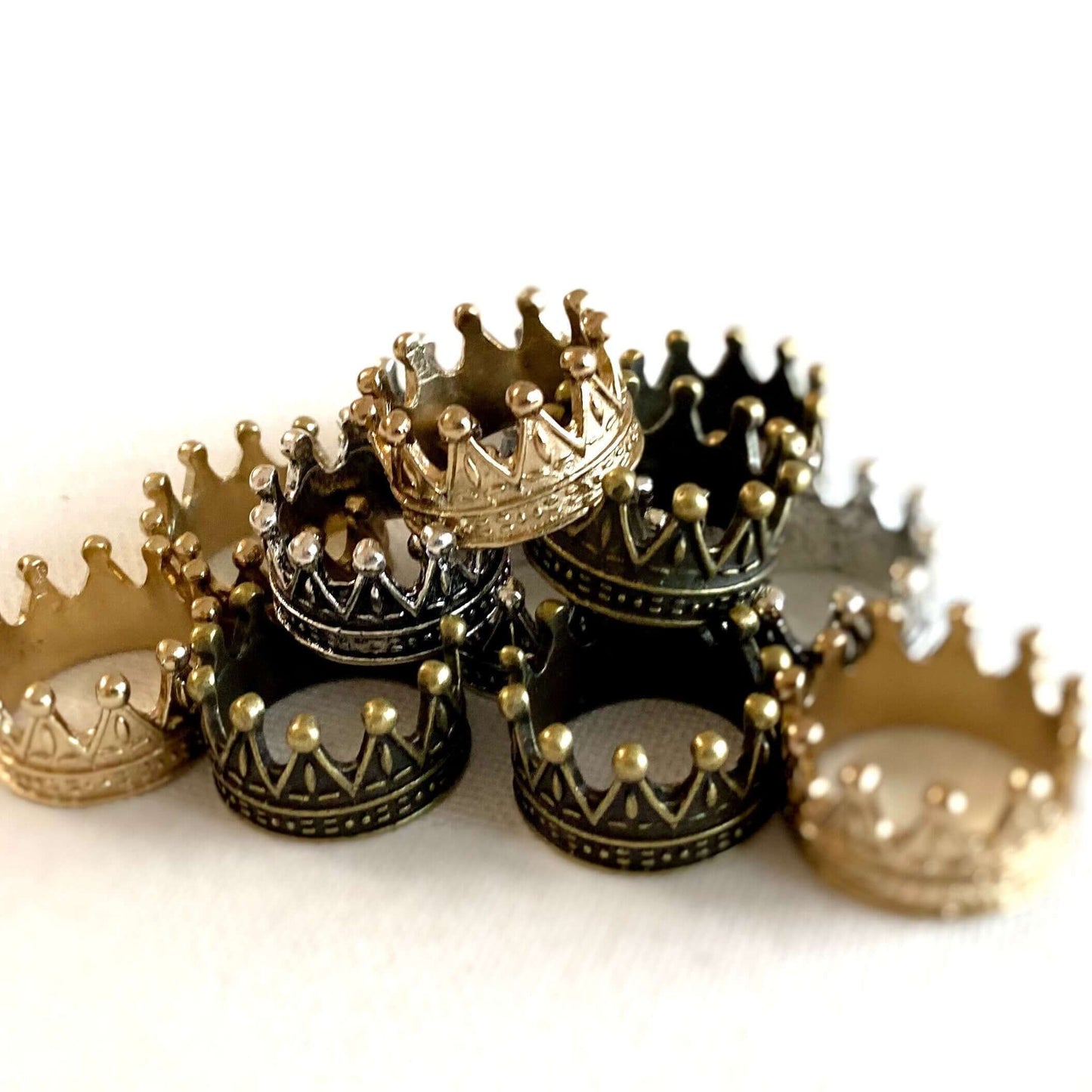 Metal Doll Crown Dollhouse Miniature 1/12 scale - Blacksparrowuk