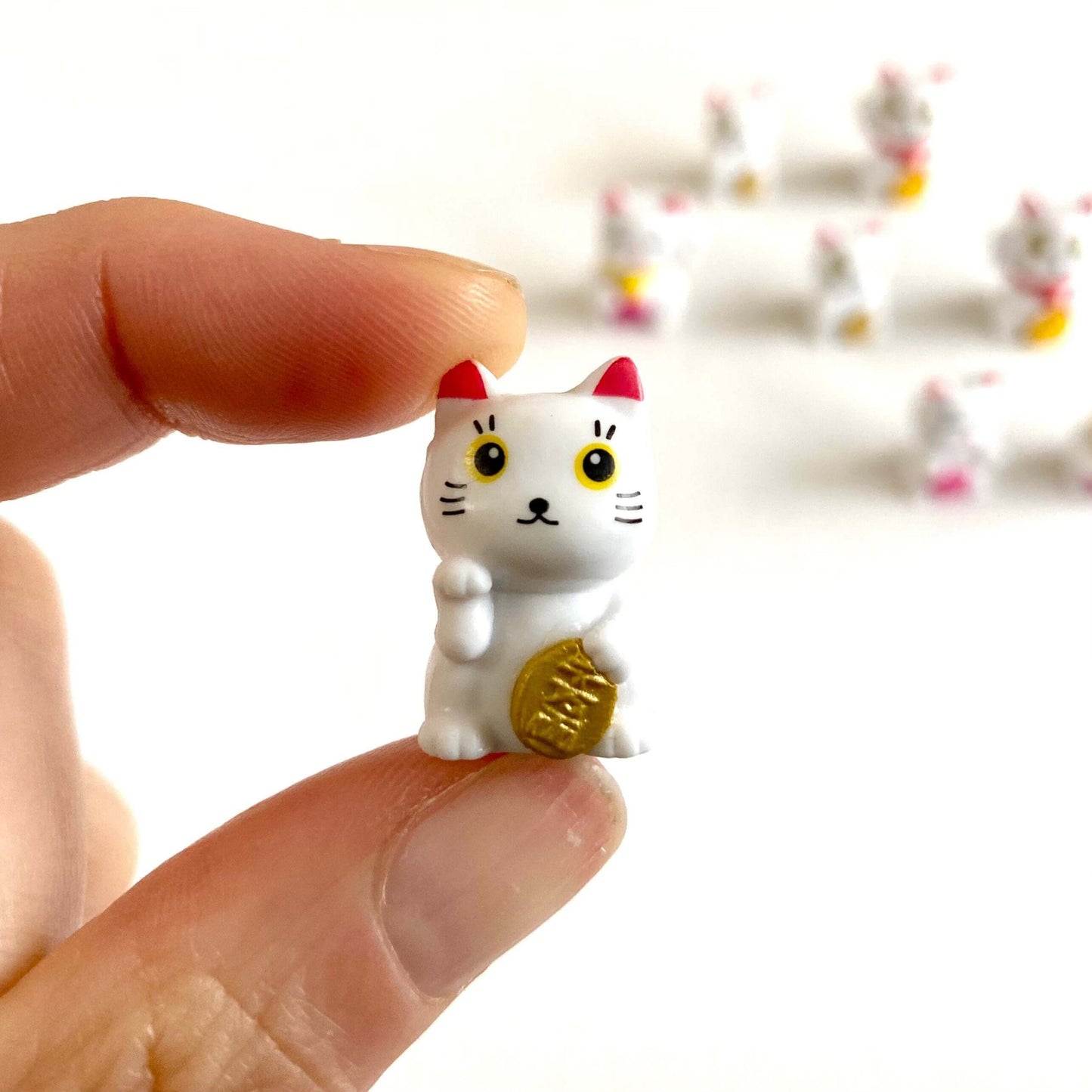 Kawaii Tiny Lucky Cats set of 2 Maneki Neko - Blacksparrowuk