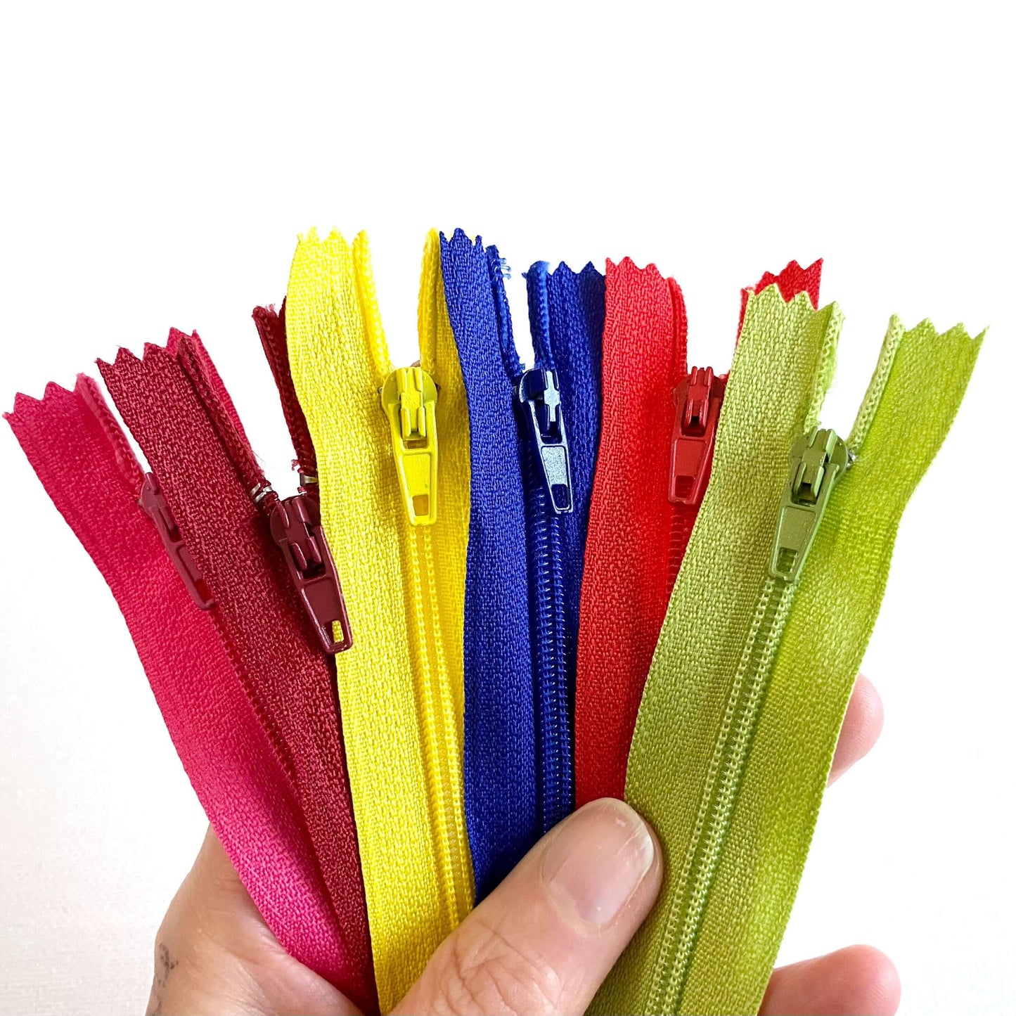 Cushion zips 35cm and 50cm Quality Nylon coil zippers - Blacksparrowuk
