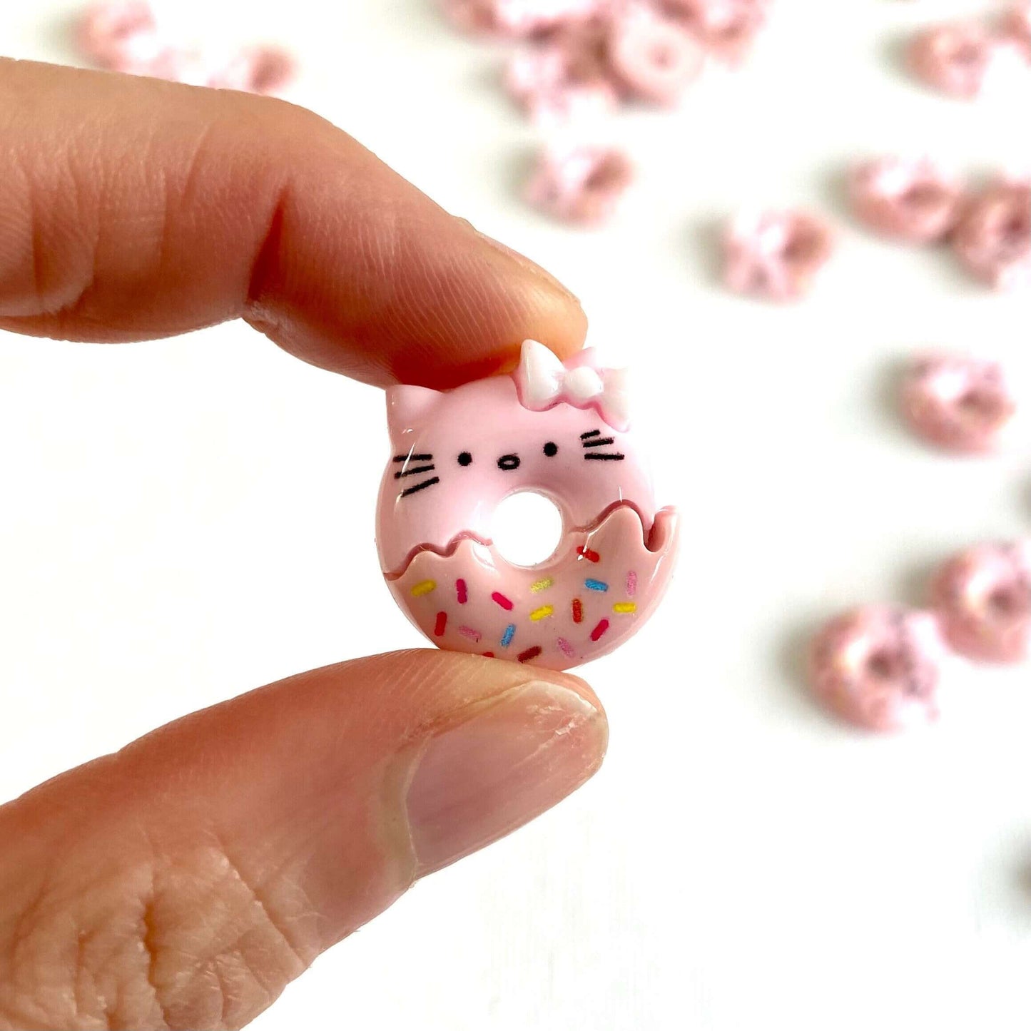 Kawaii Cute resin Kitty Doughnut cake Flatback charms - Blacksparrowuk