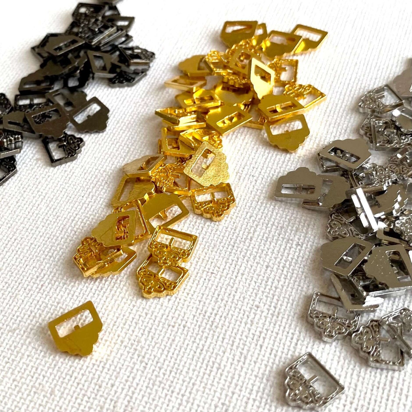 Mini doll buckles Ornate style 9mm Miniature dolls belt and shoe buckle - Blacksparrowuk