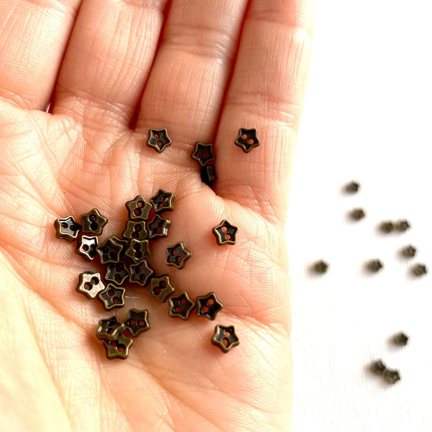 Tiny 4mm Star buttons mini metal buttons - Blacksparrowuk