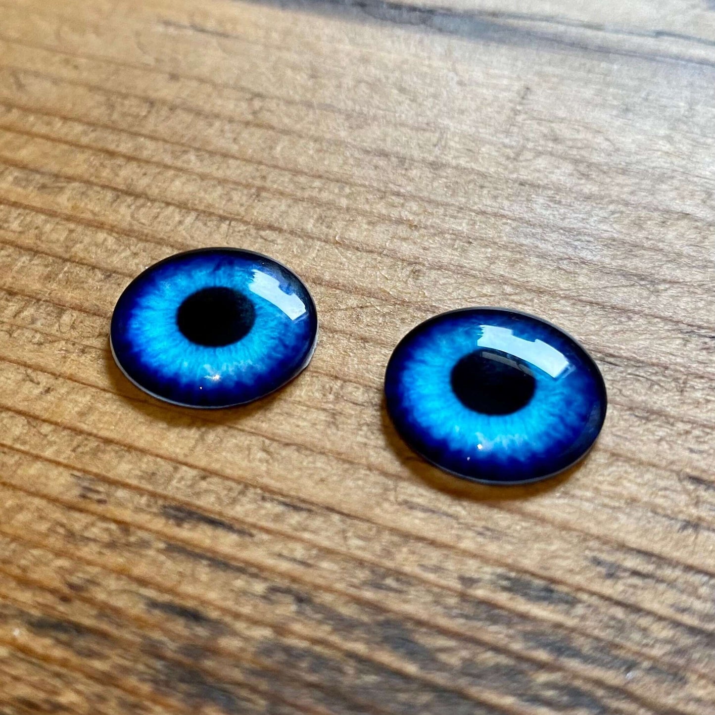 Blythe doll Eye chips Bright blue 14mm thin Glass - Blacksparrowuk