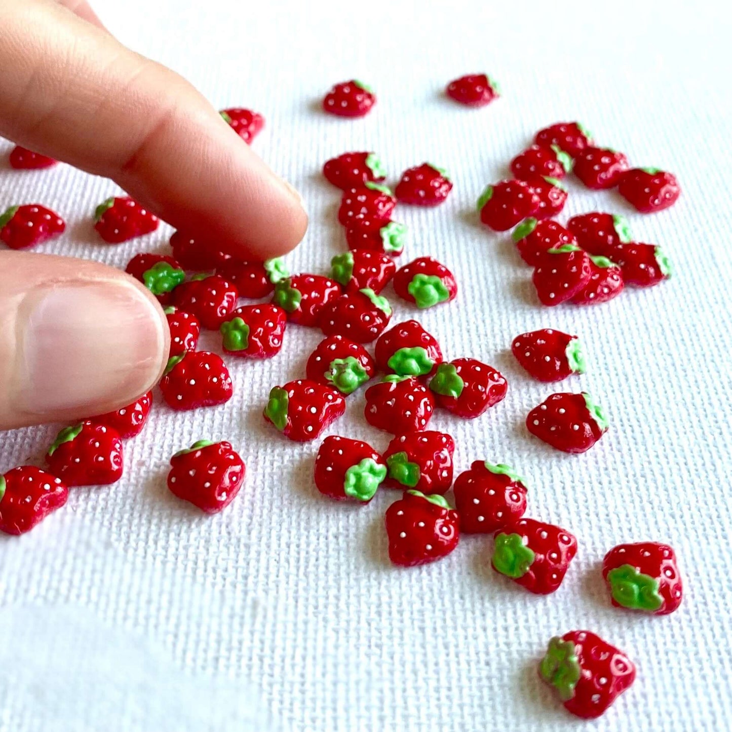 Tiny Strawberry cabochons Resin Flat back Nail charm - Blacksparrowuk