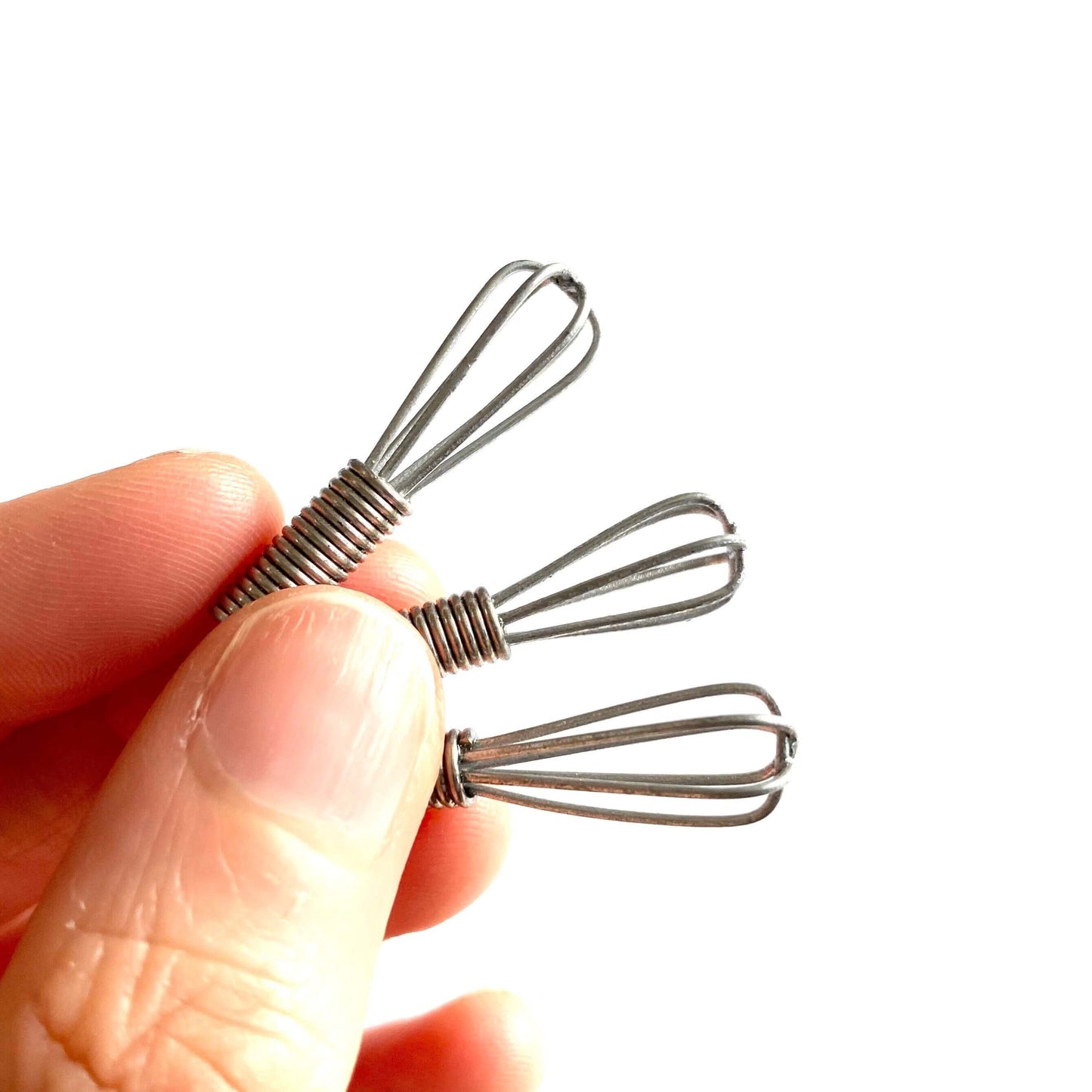 Tiny kitchen Whisk 1/12 scale Dollhouse kitchen Utensil Egg beater - Blacksparrowuk