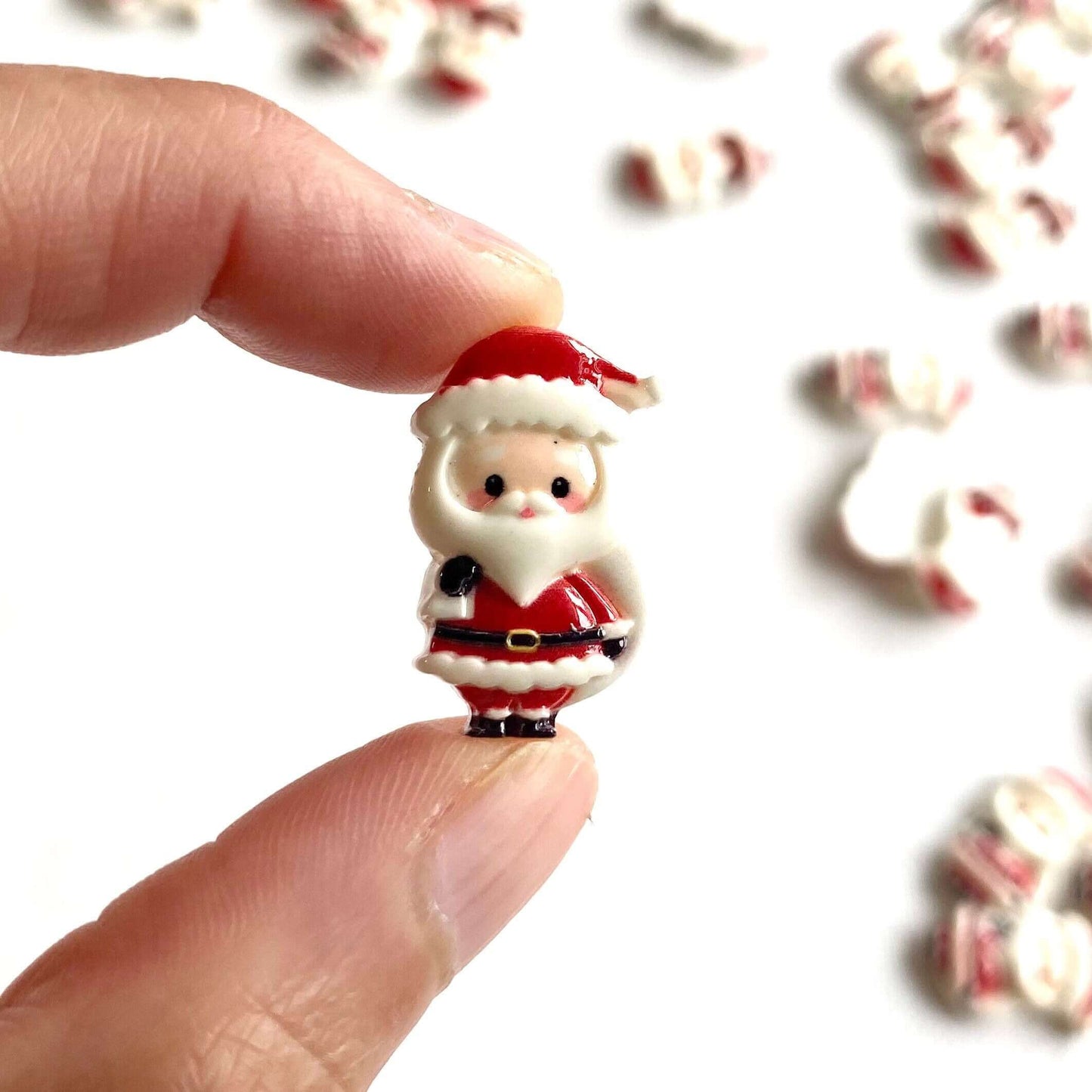 Santa charms Miniature Father Christmas Flat back resin charm figurines - Blacksparrowuk