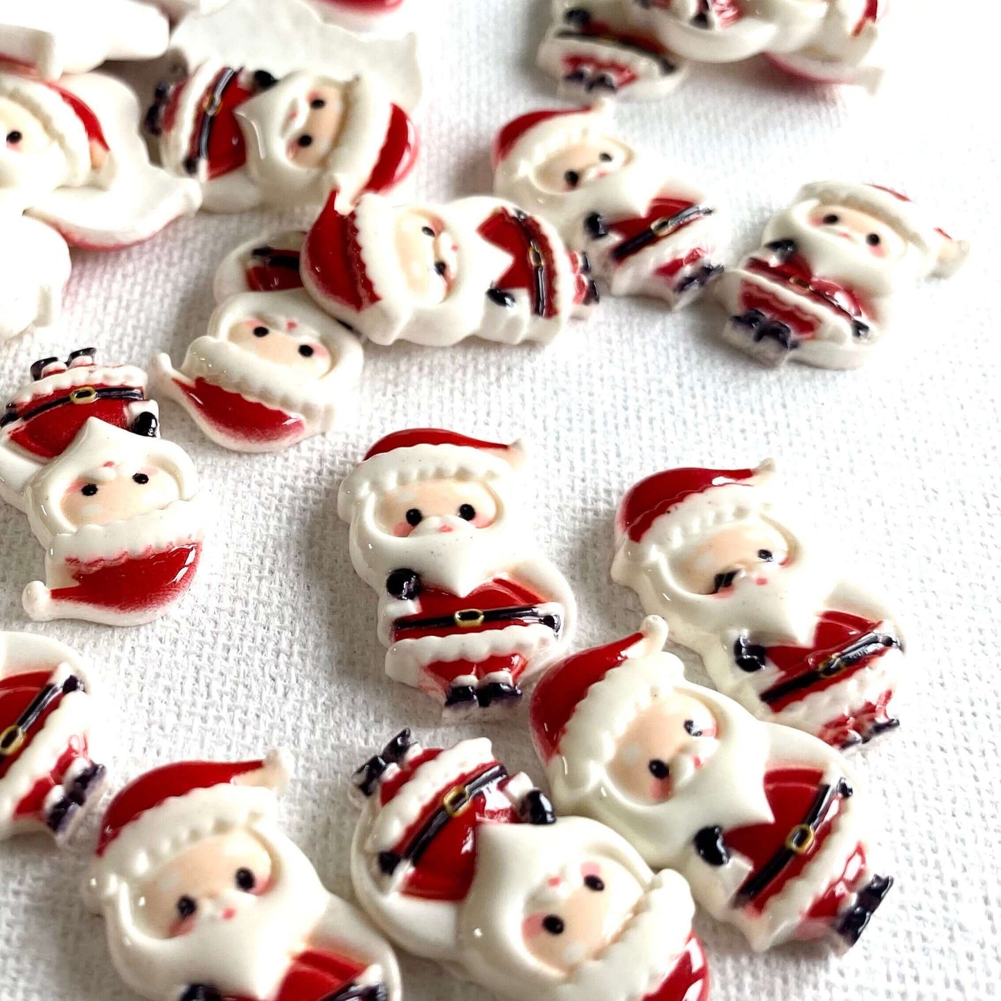 Santa charms Miniature Father Christmas Flat back resin charm figurines - Blacksparrowuk