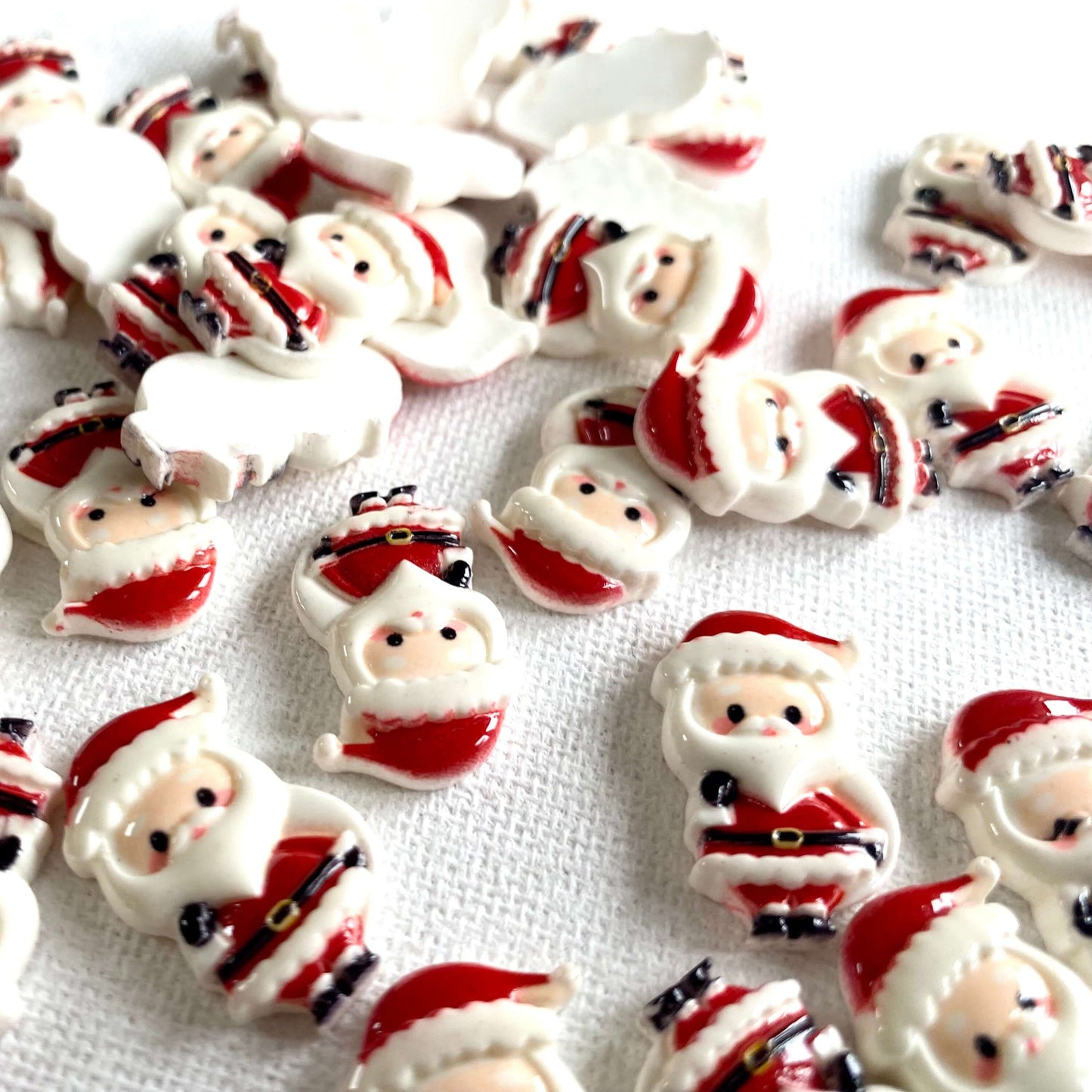 Santa charms Miniature Father Christmas Flat back resin charm figurines - Blacksparrowuk