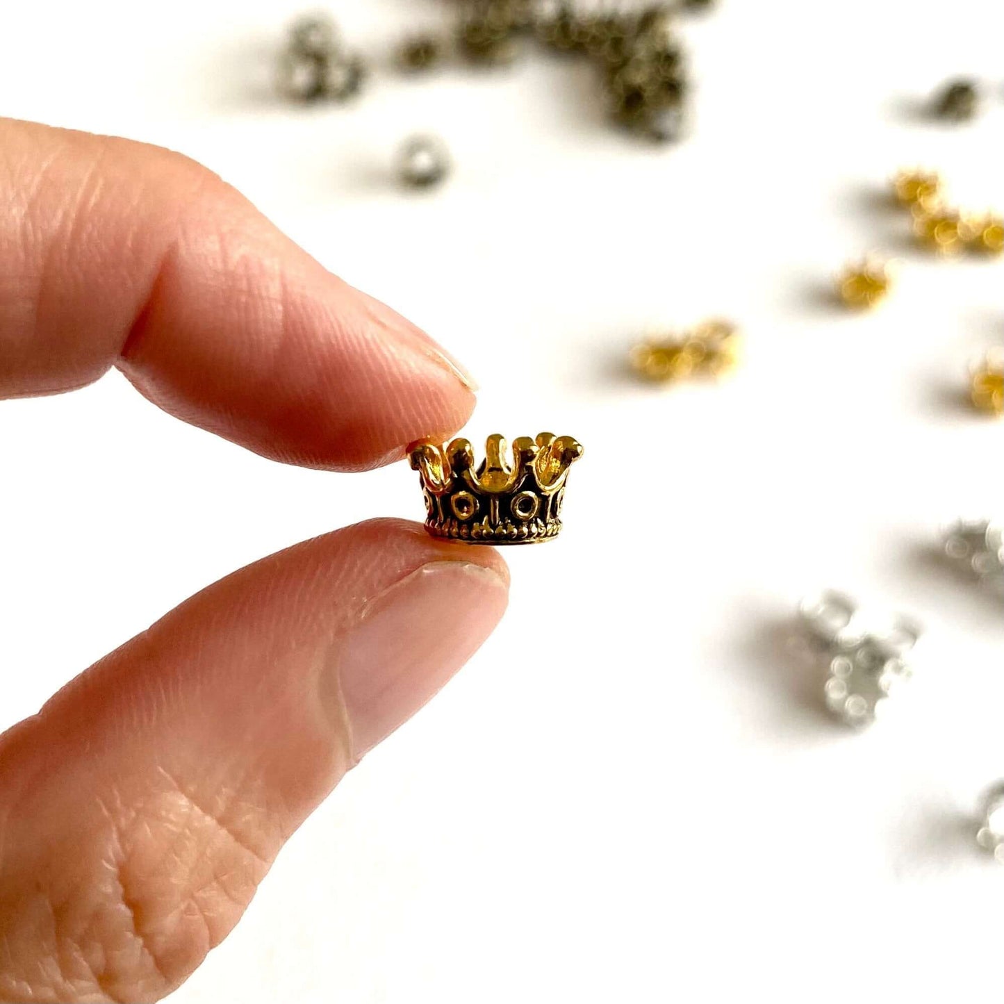 Miniature Doll Crown Metal crown charms Dollhouse Miniature - Blacksparrowuk
