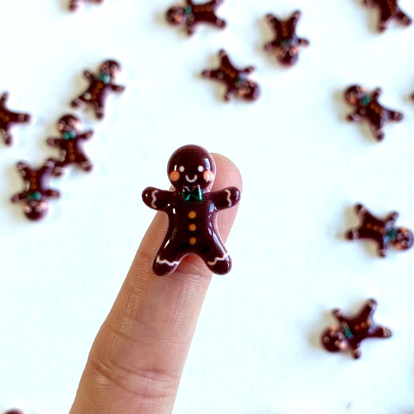 Miniature Gingerbread men Flat back resin figurines - Blacksparrowuk