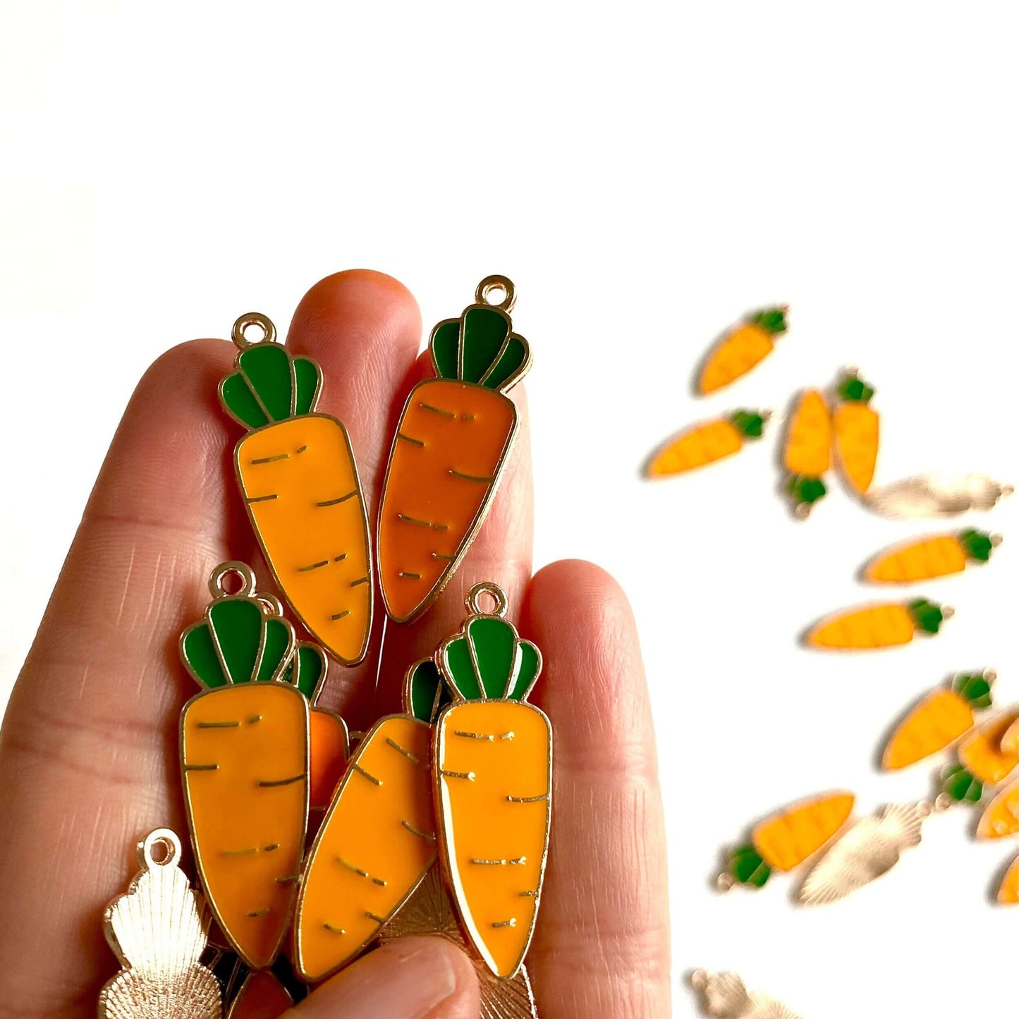Large Carrot charms Enamel Metal Easter pendant - Blacksparrowuk