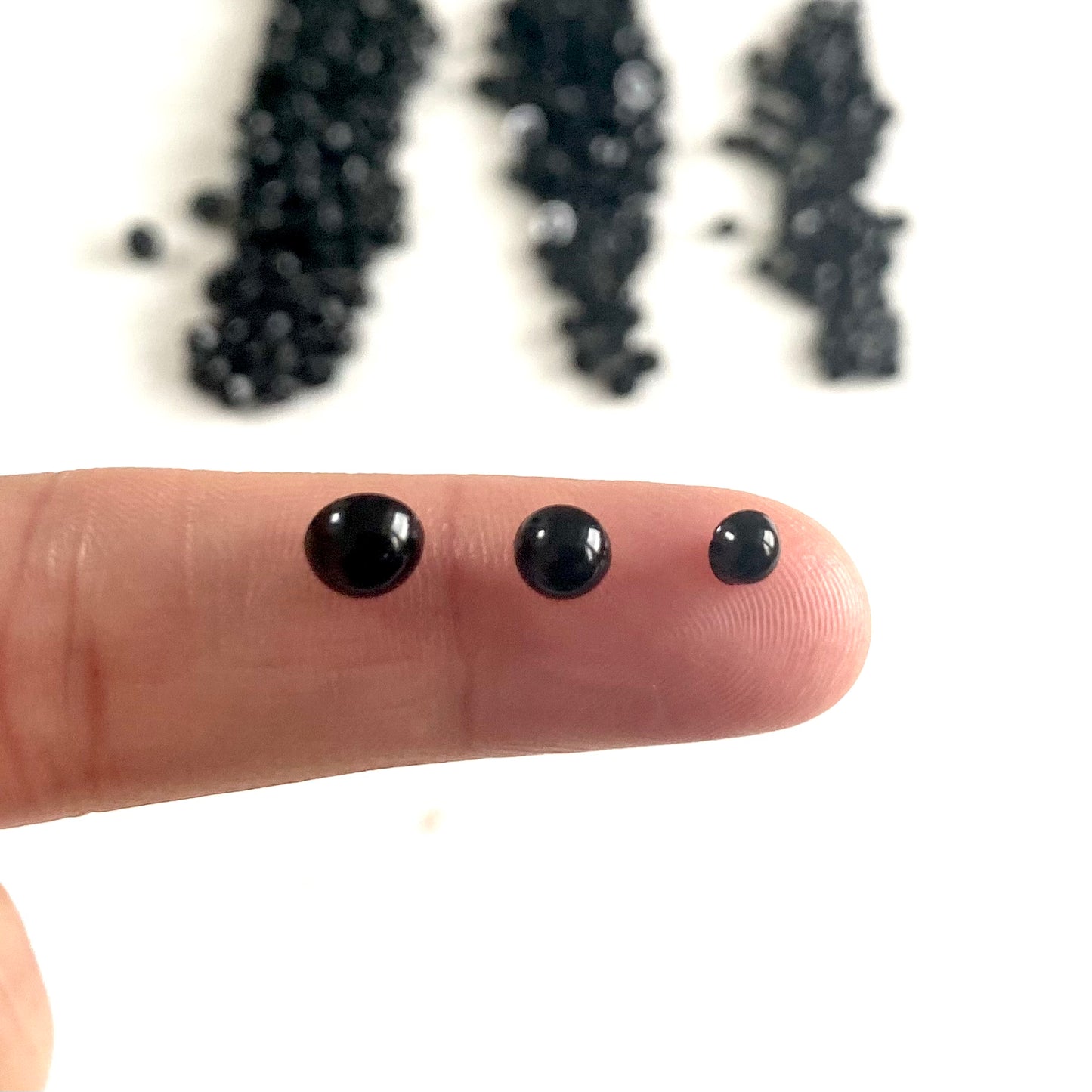 Tiny black buttons 4mm 5mm 6mm shank buttons for soft Toy safety eyes and Doll clothes - Blacksparrowuk
