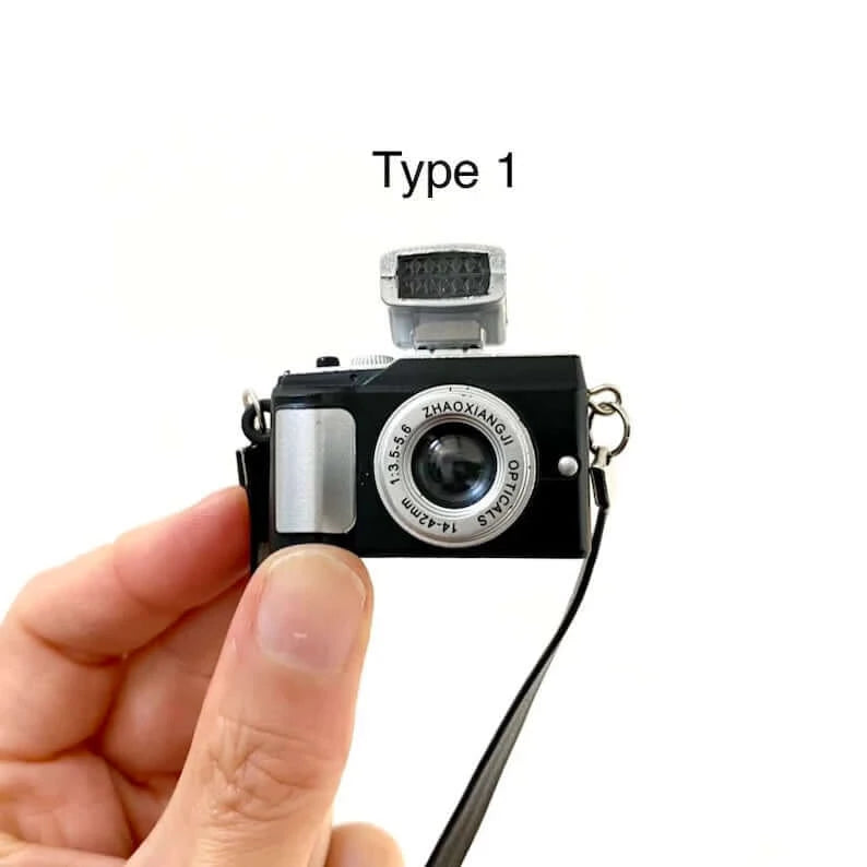 Miniature camera realistic Canon camera 1/6 scale with Working flash Lights up with sound Blythe doll toy accessory - Blacksparrowuk