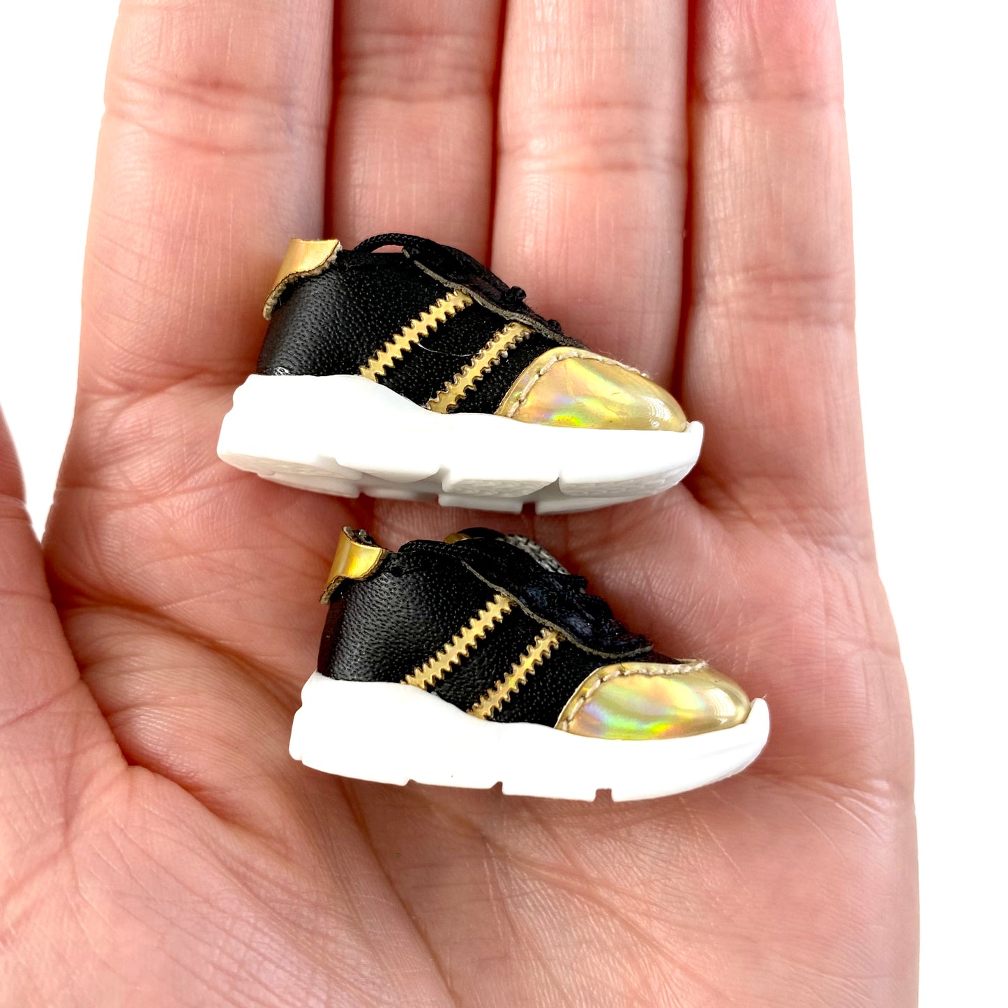 Blythe doll trainers 26mm Black Gold Doll sneakers Miniature Sports shoes - Blacksparrowuk