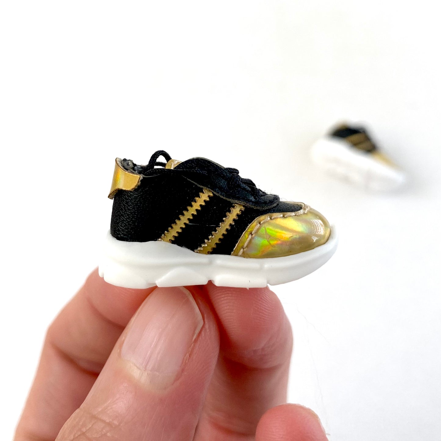 Blythe doll trainers 26mm Black Gold Doll sneakers Miniature Sports shoes - Blacksparrowuk