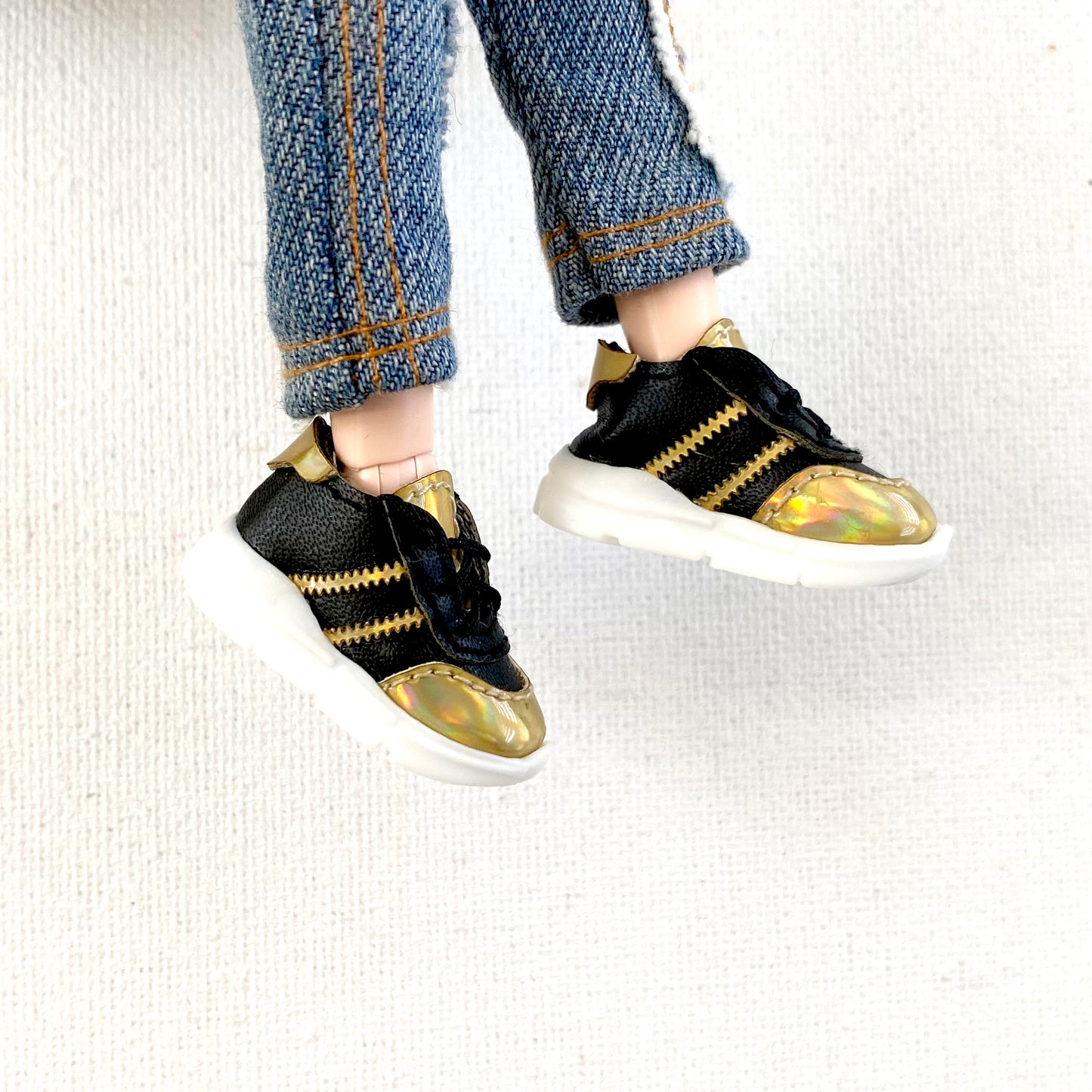 Blythe doll trainers 26mm Black Gold Doll sneakers Miniature Sports shoes - Blacksparrowuk