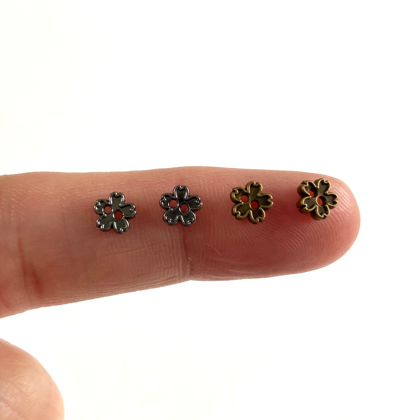 5mm tiny Flower buttons Mini metal buttons Miniature buttons for dolls - Blacksparrowuk