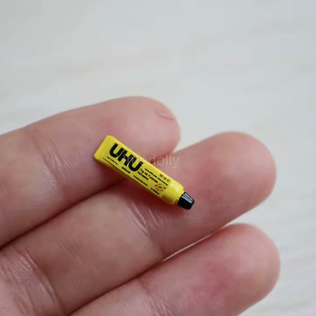 Miniature dollhouse All purpose Glue tube stationery