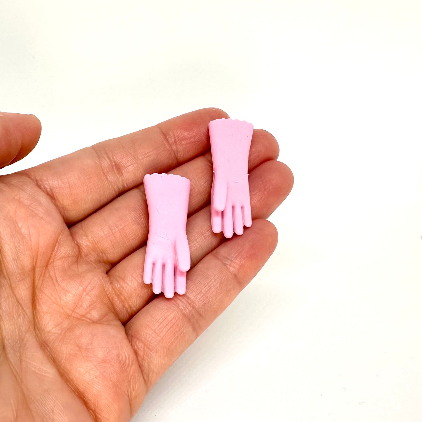 Doll house washing up gloves kitchen accessory