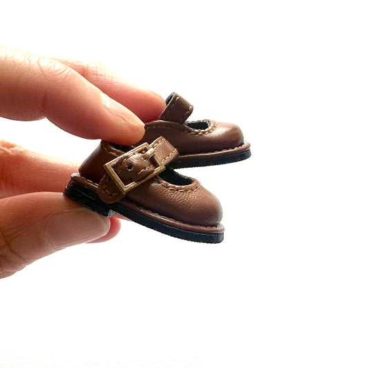 Doll buckle shoes leather Vintage style