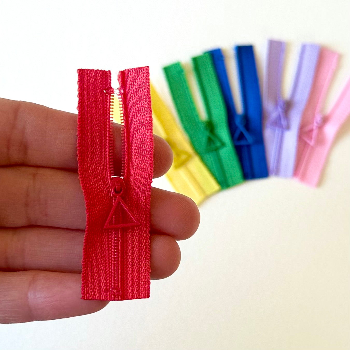 Super tiny zip micro Miniature zippers for Doll clothes 6cm