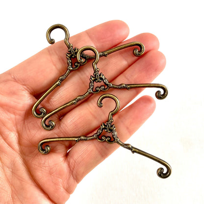 Doll clothes hangers 1/6 doll 1/12 Metal dolls hanger - Blacksparrowuk