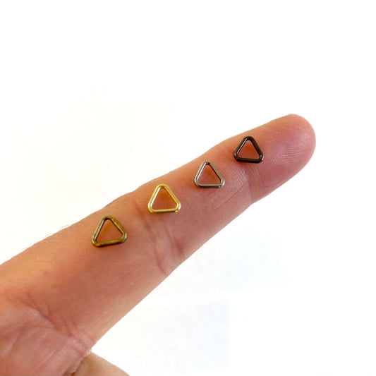 Mini Ultra small 4mm Triangle Buckles Metal - Blacksparrowuk