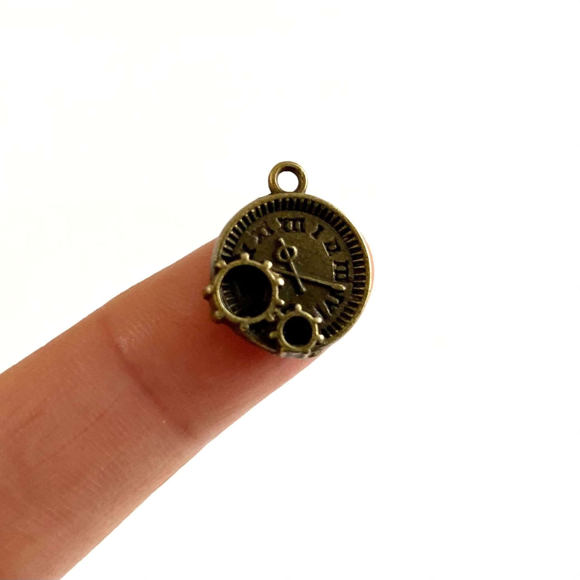 Mini clock charms Vintage Bronze metal Dollhouse Tiny clock pendants - Blacksparrowuk