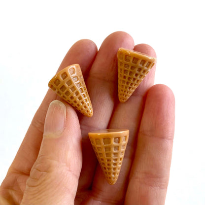 Ice cream cones Miniature Waffle cone 1/6 Scale - Blacksparrowuk