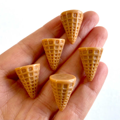 Ice cream cones Miniature Waffle cone 1/6 Scale - Blacksparrowuk