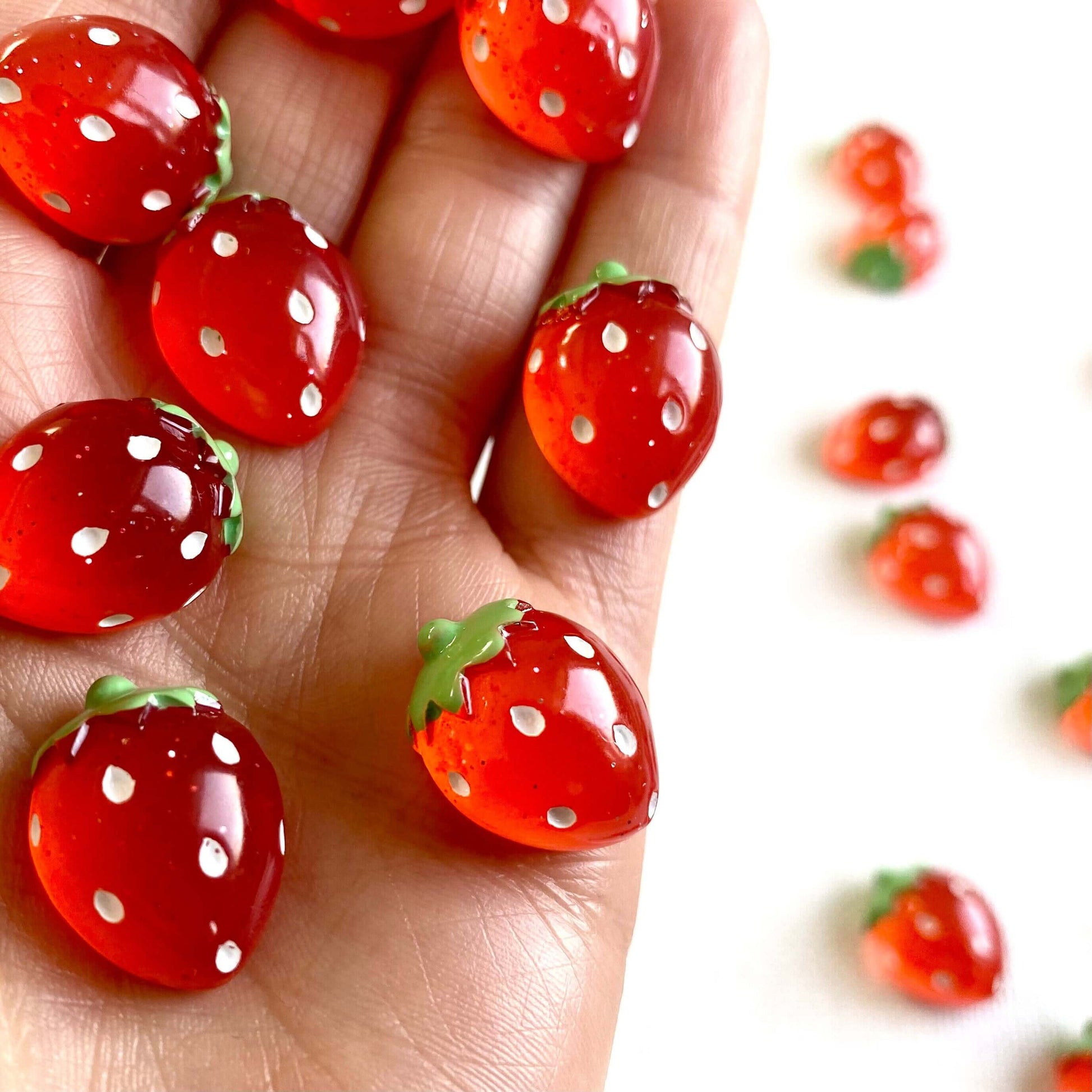 Glitter Strawberry cabochons Resin Flat back charms - Blacksparrowuk